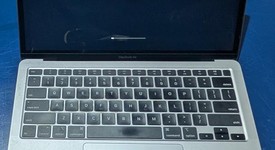 Good
													MacBook Air 2020 - 13" - I3, Gray, 256 GB, 8 GB, photo 4 of 16