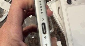 Mint
													Apple iPhone 17 Pro Max - Unlocked, Silver, 512 GB, A3257, photo 5 of 8