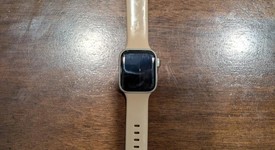 Good
													Apple Watch SE 2nd Gen 40mm - Silver, A2722 - GPS, Aluminum, photo 2 of 6