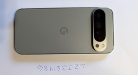 Good
													Google Pixel 9 Pro XL - Unlocked, Hazel, 256 GB, 16 GB, GGX8B, photo 4 of 8