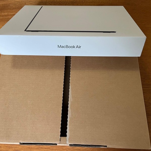 MacBook Air 2025 (M4) - 15 inch - 256 GB, Midnight, 16 GB, Apple M4