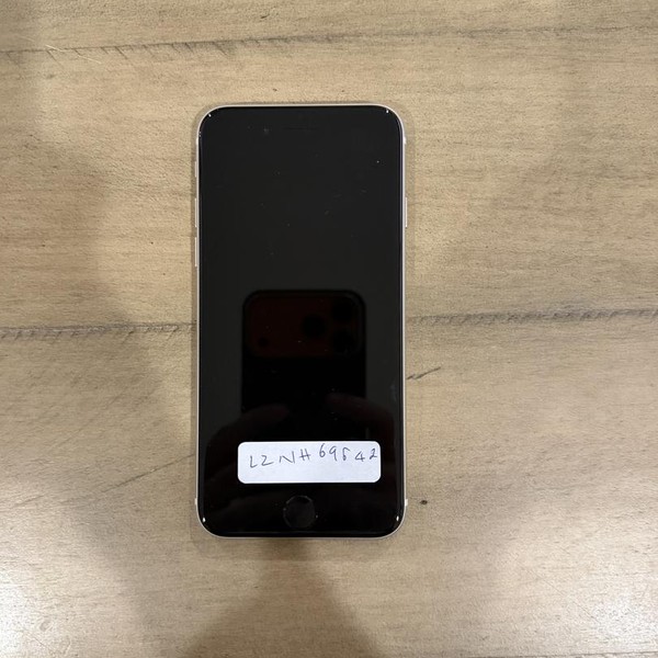 Apple iPhone SE 3rd Gen 2022 - Unlocked, 64 GB, Starlight, A2595