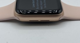 Good
													Apple Watch Series 4 40mm - Gold, A1977 - GPS, Aluminum, photo 2 of 6