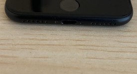 Mint
													Apple iPhone SE 3rd Gen 2022 - Unlocked, Midnight, 64 GB, A2595, photo 3 of 10