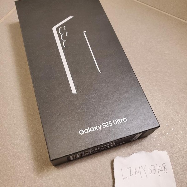 Samsung Galaxy S25 Ultra - Unlocked, 512 GB, Whitesilver, 12 GB, SM-S938U1