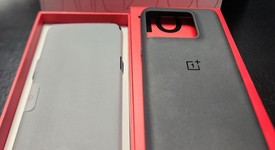 Mint
													OnePlus 10T - Unlocked, Black, 256 GB, 16 GB, photo 1 of 9