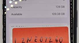 Mint
													Apple iPhone 15 - Unlocked, Black, 128 GB, A2846, photo 4 of 13