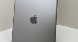 Good
													Apple iPad 6th Gen - Unlocked, Gray, 32 GB, A1954, photo 3 of 5
