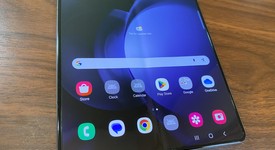 Good
													Samsung Galaxy Z Fold5 - Unlocked, Icy Blue, 512 GB, 12 GB, SM-F946U1, photo 3 of 7