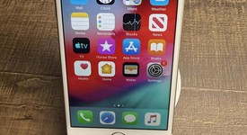 Good
													Apple iPhone 6 - AT&T, Gold, 64 GB, A1549, photo 6 of 6