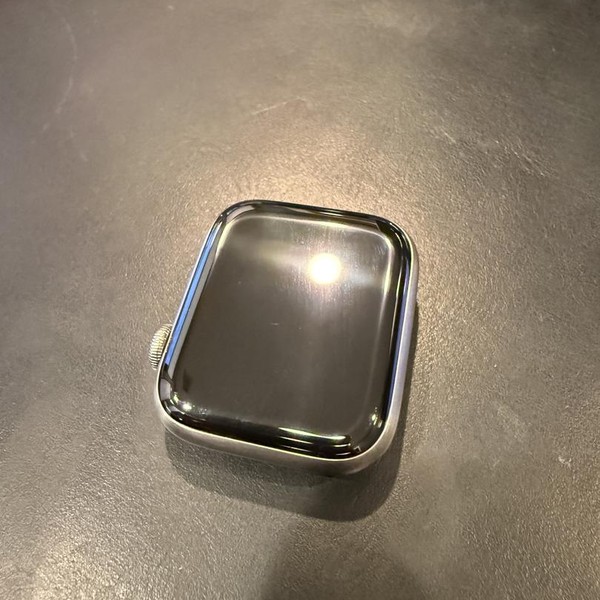 Apple Watch Series 5 44mm - Unlocked, Titanium, A2095 Cellular, Titanium