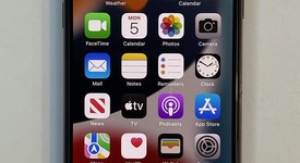 Good
													Apple iPhone X - Verizon, Gray, 64 GB, A1865, photo 1 of 7