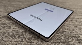 Good
													Samsung Galaxy Z Fold4 5G - Unlocked, Beige, 1 TB, 12 GB, SM-F936U1, photo 2 of 6