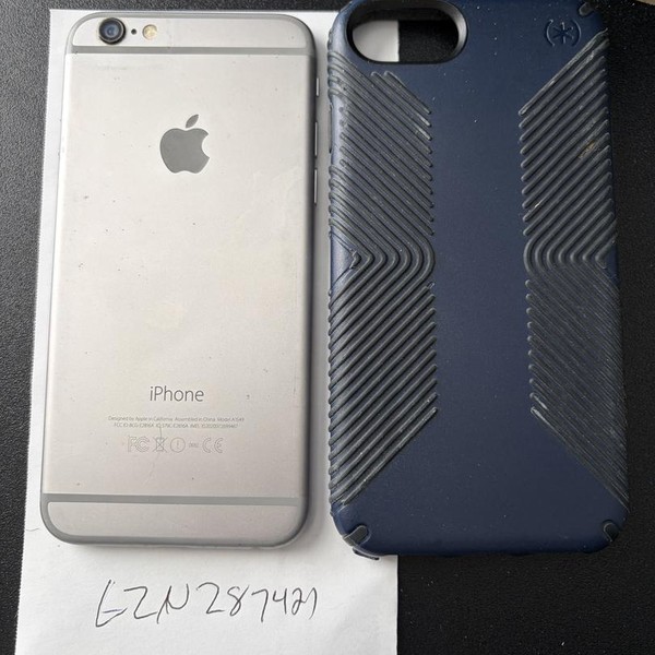 Apple iPhone 6 - Unlocked, Silver, 64 GB, A1549