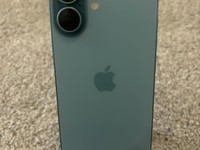 Apple iPhone 16