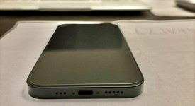 Mint
													Apple iPhone 16e - AT&T, Black, 128 GB, A3212, photo 4 of 11