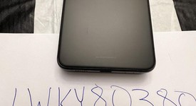 Good
													Samsung Galaxy Z Flip3 5G - Unlocked, Black, 128 GB, 8 GB, SM-F711U1, photo 4 of 12