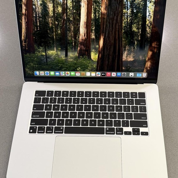 MacBook Air 2024 (M3) - 15 inch - Apple M3, Silver, 512 GB, 16 GB, 10-core GPU