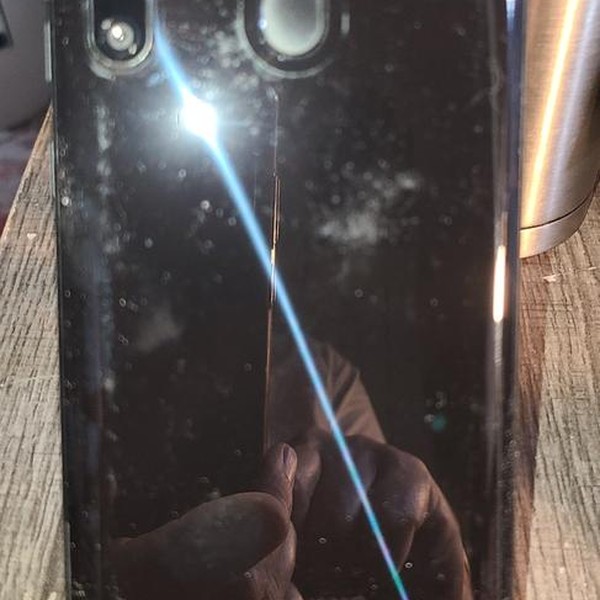 Samsung Galaxy A21 - TracFone, 32 GB, Black, 3 GB