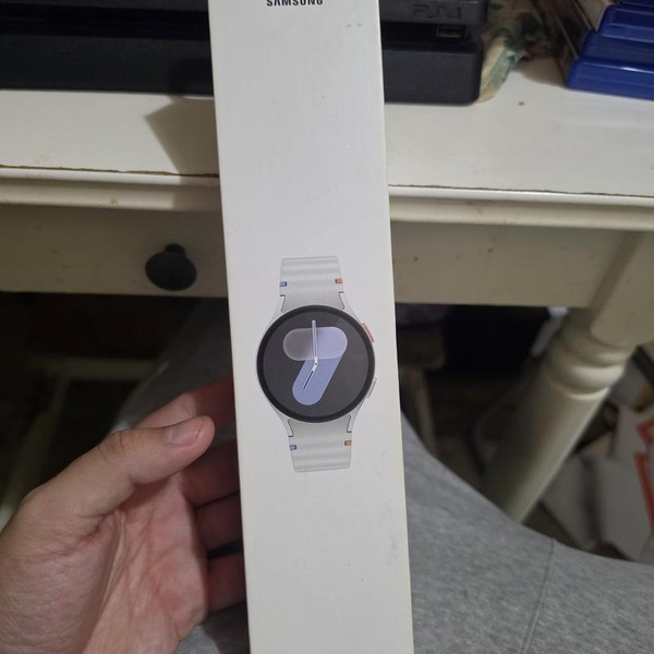 Samsung Galaxy Watch7 - Unlocked, Silver, SM-L315U, 44mm