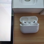 Used Apple AirPods Pro 2 - USB-C