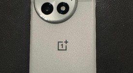 Good
													OnePlus 13 - Unlocked, Arctic Dawn, 512 GB, 16 GB, photo 1 of 10