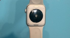 Mint
													Apple Watch SE 2nd Gen 40mm - Starlight, A2722 - GPS, Aluminum, photo 2 of 6