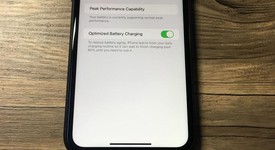 Good
													Apple iPhone Xr - Unlocked, Black, 64 GB, A1984, photo 1 of 7