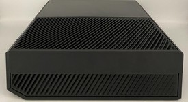 Fair
													Xbox One (2013) - Black, 500 GB, photo 5 of 6