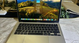 Good
													MacBook Pro 2020 - 13" - I5, Silver, 256 GB, 8 GB, photo 4 of 8