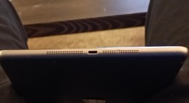 Good
													Apple iPad Air - Unlocked, Silver, 16 GB, photo 4 of 6