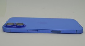 Mint
													Apple iPhone 16 - Unlocked, Ultramarine, 128 GB, A3081, photo 5 of 12