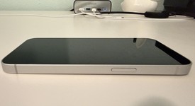 Mint
													Apple iPhone 16e - Unlocked, White, 128 GB, A3212, photo 5 of 9