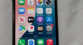 Good
													Apple iPhone SE 2nd Gen 2020 - Unlocked, Black, 64 GB, A2275, photo 1 of 7