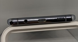 Mint
													Samsung Galaxy S10 5G - Unlocked Non-US, Black, 512 GB, 8 GB, SM-G977N, photo 4 of 9