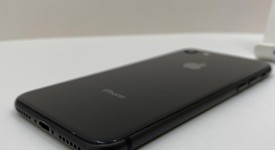 Good
													Apple iPhone 8 - Unlocked, Gray, 64 GB, A1863, photo 4 of 6