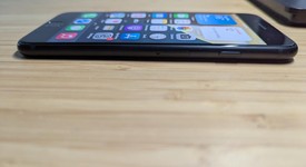 Fair
													Apple iPhone SE 3rd Gen 2022 - Unlocked, Midnight, 64 GB, A2595, photo 4 of 15