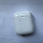 Used Apple AirPods (2nd Gen) - Lightning Case
