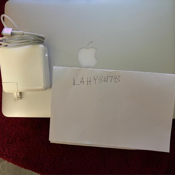 MacBook Air 2017 - 13 inch - 128 GB, Silver, 8 GB, Intel Core i5