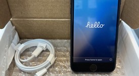 Mint
													Apple iPhone SE 3rd Gen 2022 - Unlocked, Midnight, 64 GB, A2595, photo 1 of 6