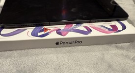 Mint
													Apple iPad Pro 13" (M4) 2024 - Unlocked, Black, 256 GB, 8 GB, A2926, Standard Glass, photo 5 of 8
