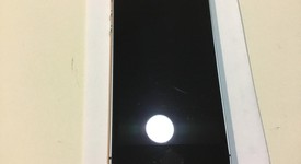 Good
													Apple iPhone SE 1st Gen 2016 - Verizon, Grey, 32 GB, A1662, photo 3 of 10