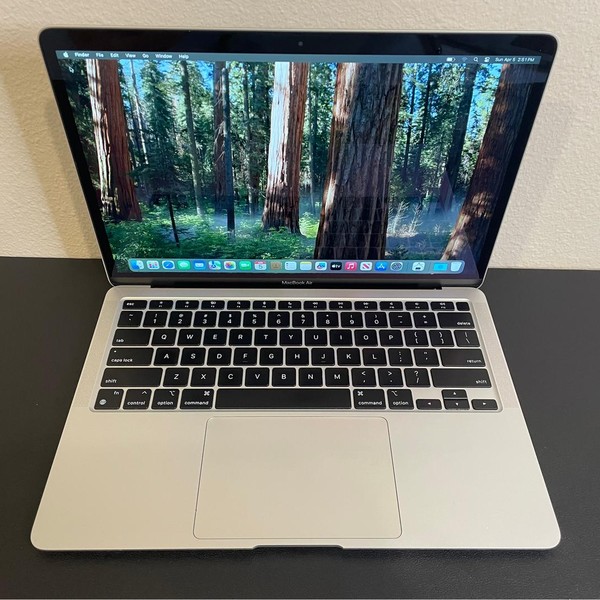 MacBook Air 2020 - 13 inch - 512 GB, Silver, 8 GB, Apple M1