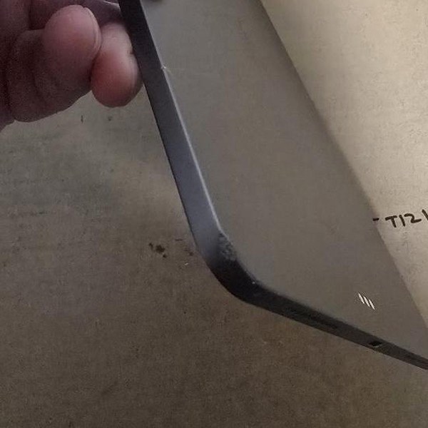 Apple iPad Air 5th Gen - Wi-Fi, 64 GB, Gray, A2588