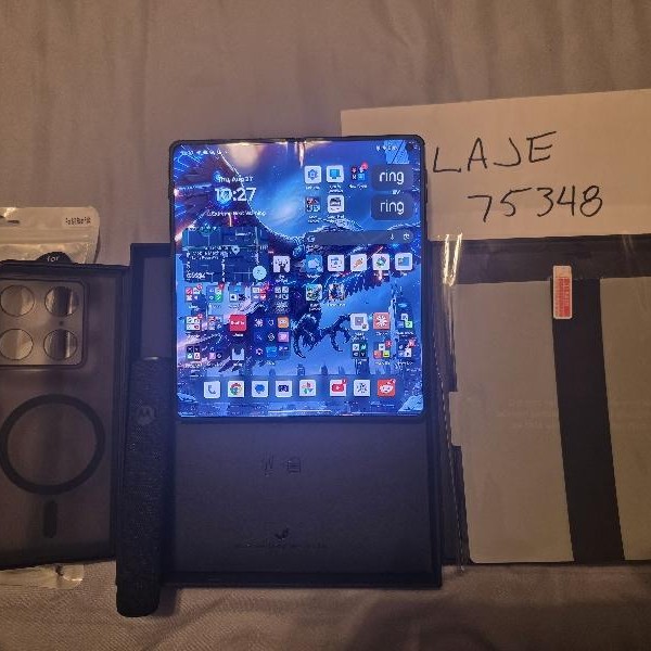Motorola Razr Fold - Unlocked, 512 GB, PANTONE Blackened Blue