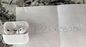 Used
													Apple AirPods Pro 2 - USB-C, photo 2 of 6