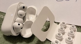 Used
													Apple AirPods Pro 3, photo 4 of 6