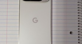 Mint
													Google Pixel 9 Pro - Unlocked, Porcelain, 128 GB, 16 GB, GR83Y, photo 2 of 6