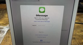 Fair
													Apple iPad Pro 9.7" - Wi-Fi, Gold, 32 GB, A1673, photo 2 of 5