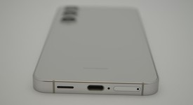 Mint
													Samsung Galaxy S24 - Unlocked, Gray, 128 GB, 8 GB, SM-S921U1, photo 4 of 11